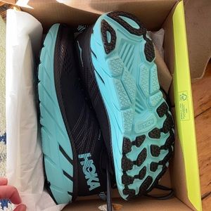 Hoka one one Clifton 6